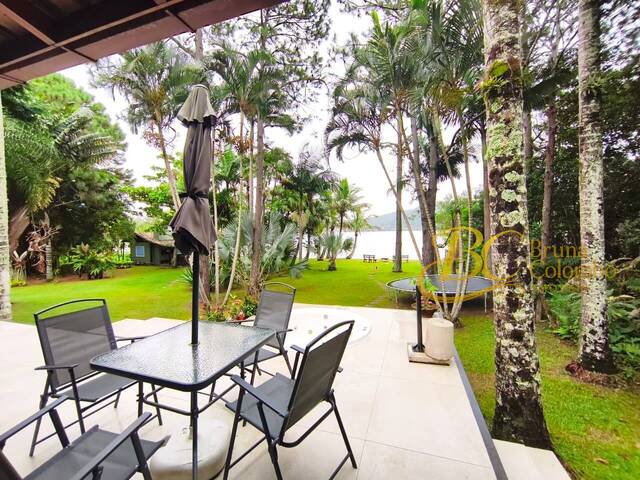 Venda em Barra da Lagoa - Florianópolis