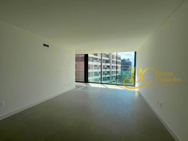 #13 - Apartamento para Venda em Florianópolis - SC